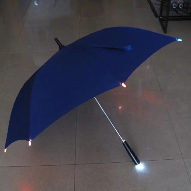 Parapluie d'affaires avec lampe de poche LED